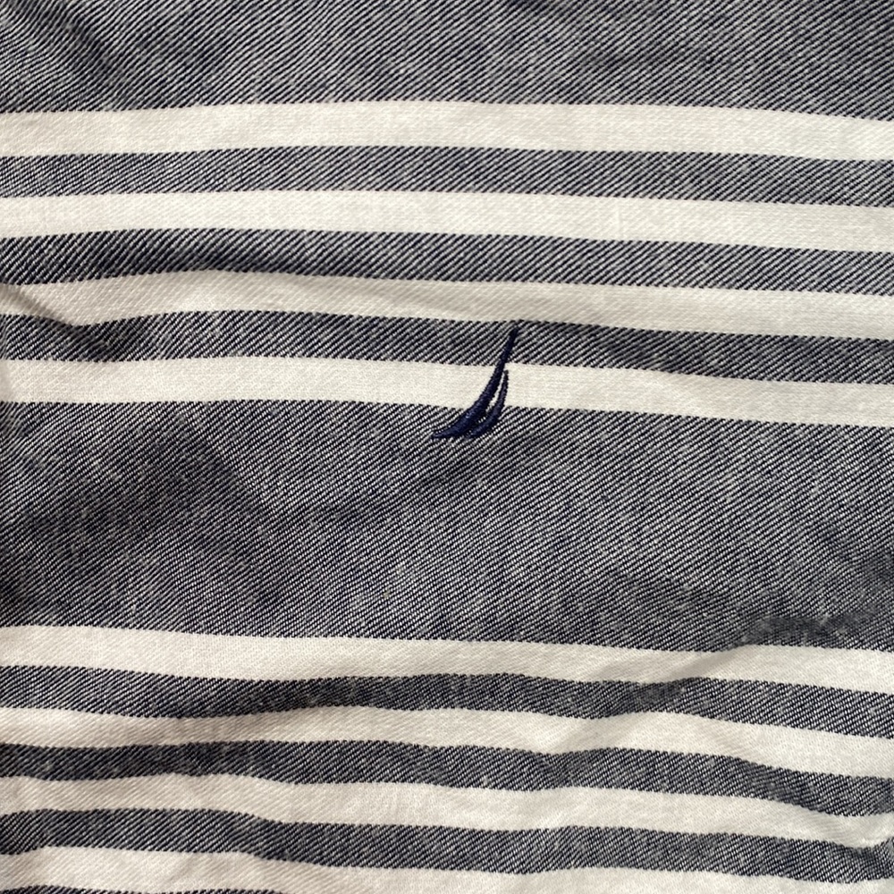 Nautica Long Sleeve Button Up Shirt Blouse Striped Womens Size XL Grayish Blue - Picture 3 of 14